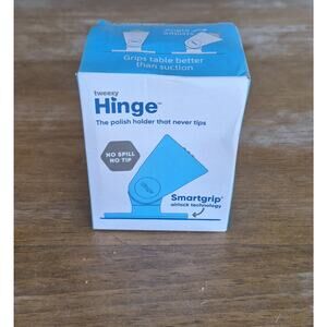 Tweexy Hinge Untippable Nail Polish Holder Anti-spill Suction Silicone Blue